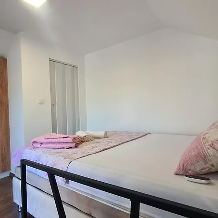 Djune בית נופש Arilje