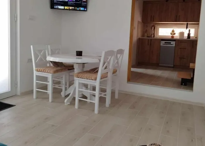 Djune Feriehus Arilje